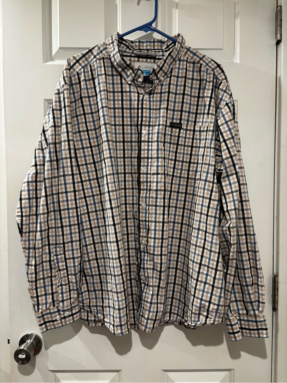 Columbia Men's Beige, Navy and Black Plaid Button-Down Shirt